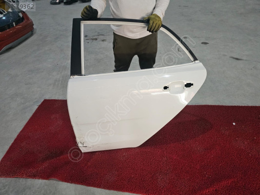 2018/2022 KIA RİO BEYAZ SOL ARKA KAPI ORJINAL
