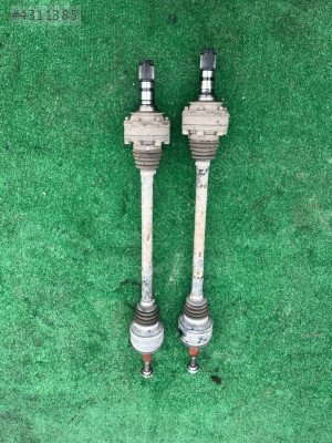 VOLKSWAGEN TOUAREG ARKA AKS