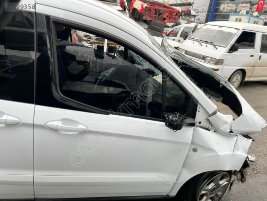 FORD COURİER SAĞ ÖN KAPI BEYAZ HATASIZ