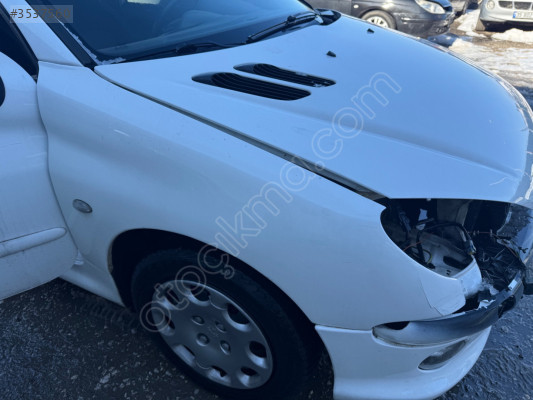 PEUGEOT 206 VAN SAĞ ÖN ÇAMURLUK