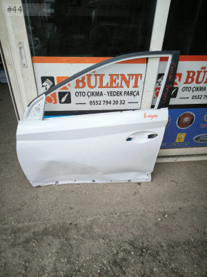 Hyundai Bayon sol ön kapı orijinal çıkma