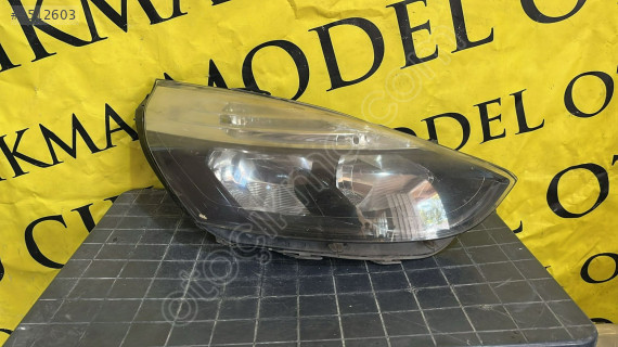 RENAULT CLİO 4 SAĞ ÖN FAR