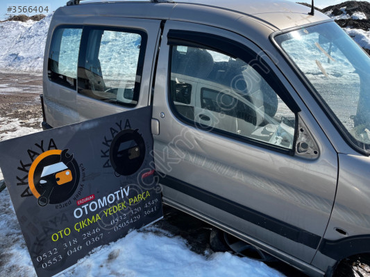 Berlingo Sağ ön Kapı Hatasız Orjinal Çıkma
