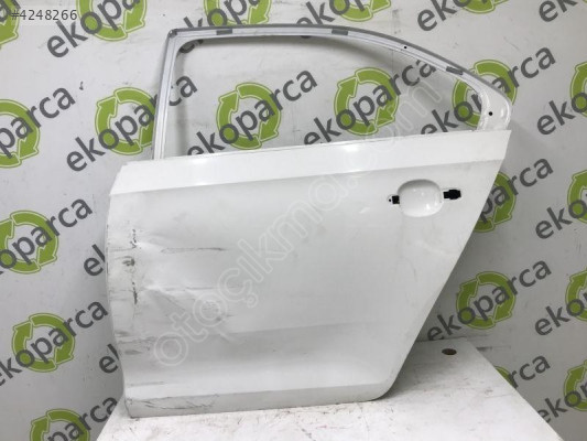 SKODA RAPİD 2013 2019 SOL ARKA KAPI 5JA833051
