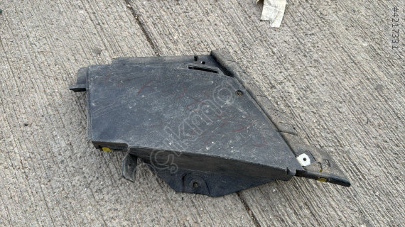 LAND ROVER DISCOVERY SPORT ÖN TAMPON SOL SİS BRAKETI LK722D209D