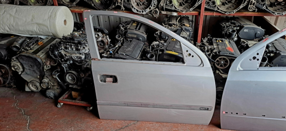 ÖZMEN OPEL ASTRA G ÇIKMA SAĞ ÖN KAPI