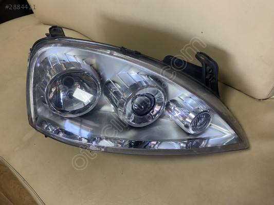 OPEL CORSA C MERCEKLİ SAĞ FAR ÇIKMA 93188580 CANCAN OPEL