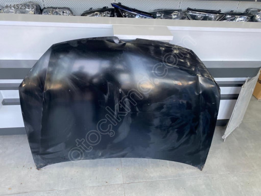 VOLKSWAGEN GOLF 5 JETTA ÖN KAPUT