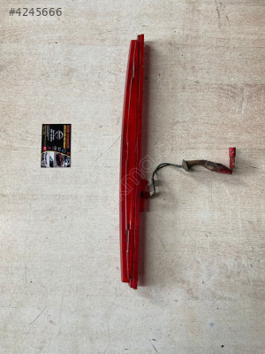 Mazda 323 HB  Orjinal Bagaj Kapağı  Reflektöru 1990-1995