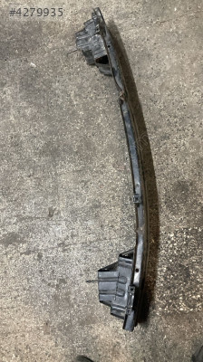 Kia sportage arka tampon demiri