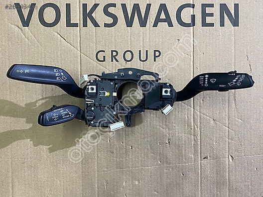 AUDİ A3 2013-2016 SİNYAL SİLECEK KOLU KOMPLE 8V0953521E