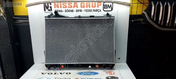 SUZUKİ VİTARA SIFIR SU RADYATÖRÜ ORJİNAL ÇIKMA YEDEK PARÇA