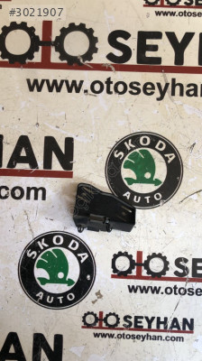 5K6971502A Volkswagen Golf 6 park sensörü hoparlör tutucu braket