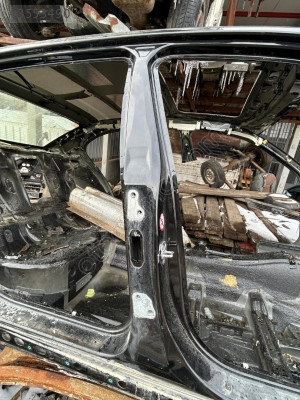 BMW E66 7 Serisi ORTA DİREK MARŞPİYEL