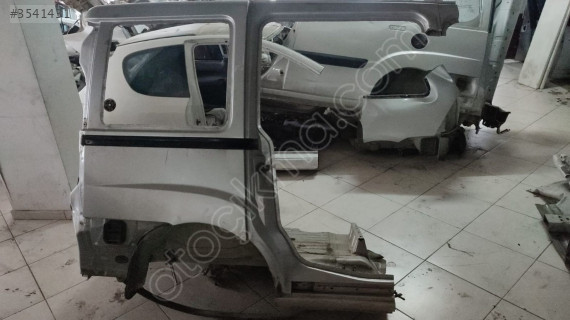 Fiat Doblo Kesme Sağ Arka Çamurluk (00-10)