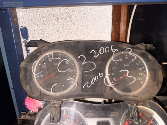 Renault Clio Symbol Çıkma 1.4 Km Saati