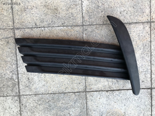 TOYOTA COROLLA SİS KAPAĞI SOL (SİSSİZ) 2016-2018
