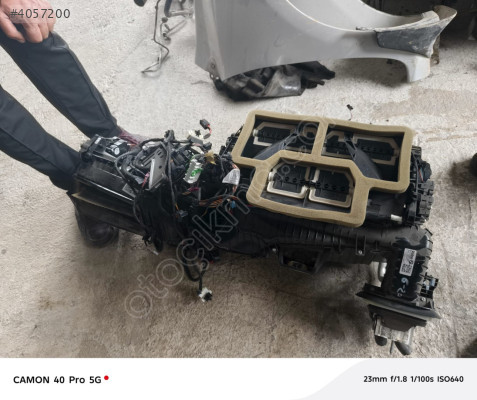 BMW G20 KALORİFER KUTUSU OTO FEDAİ