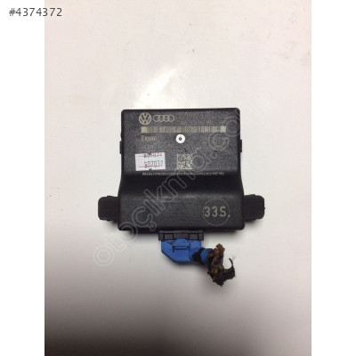 Volkswagen Passat Motor Kontrol Ünitesi 3C0907530L