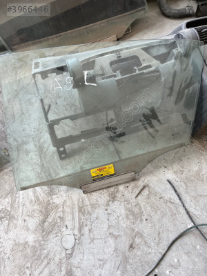 Astra g sol arka cam