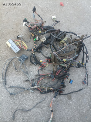 Renault Megane 2 elektrik tesisatı