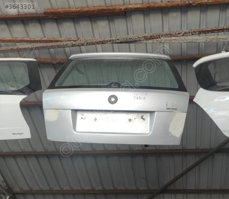 SKODA FABİA BAGAJ KAPAGI