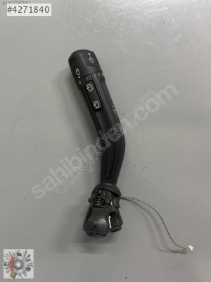 MERCEDES BENZ A 35 AMG SİNYAL FAR VİTES KOLU