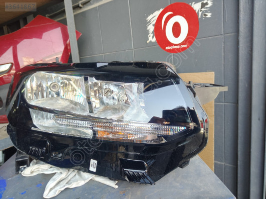 Peugeot rifter sağ ön far sökme yeni kasa