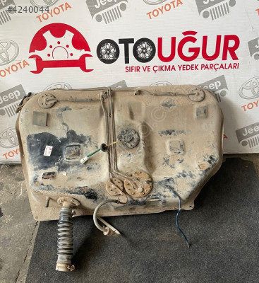 1989-1992 MODEL TOYOTA CORONA BENZİN DEPOSU