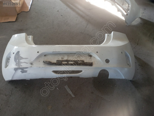 2025 model opel corsa arka tanpon