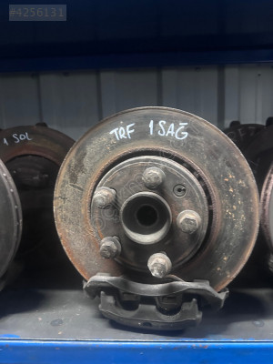 Trafic 1 1.9 sağ taşıyıcı