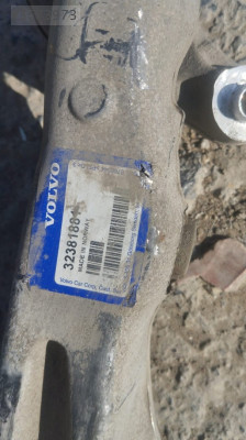 VOLVO XC60 Ön Sağ Alt Kontrol Kolu 32381881