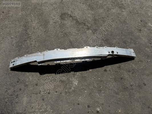MERCEDES C SERİSİ W205 KASA ORJINAL ÖN TAMPON DEMİRİ ORJINAL