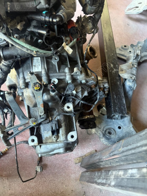 Fort Courier Şanzıman