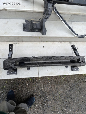 Volkswagen t-cross ön tampon demiri orjinal çıkma parça