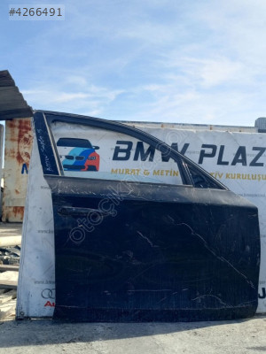BMW E87 1 Serisi Sağ Ön Kapı