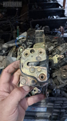 Opel astra f sag on kapi kilidi
