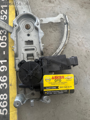 Corsa c sol ön cam kriko motoru