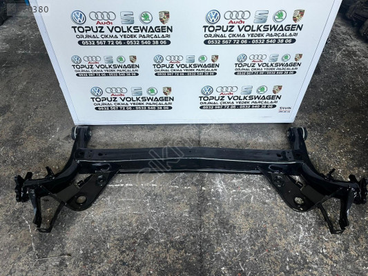 SKODA OCTAVİA ARKA DİNGİL TRAVERS SIFIR 5Q0501049