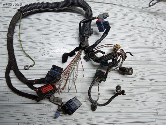 PEUGEOT 307 1. nesil (2001-2008) Motor Kablo Demeti 9646655280