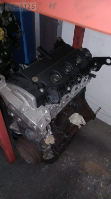 Renault clio 1.2 16 valf d4f 700 motor