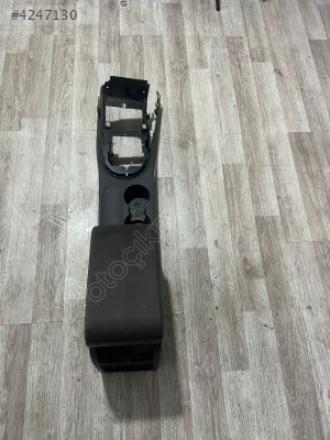 WOLKSWAGEN CADDY SÖKME ORJİNAL KONSOL