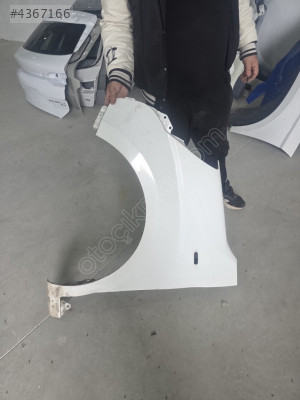 FİAT FİORİNO BEYAZ SOL ÖN ÇAMURLUK ORJINAL GÖÇÜKLÜK