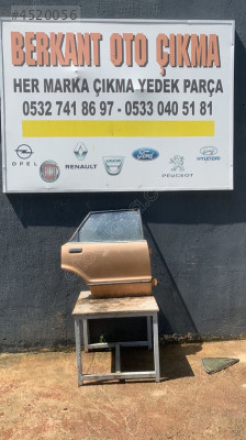 Ford Taunus sağ arka kapı