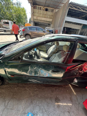 RENAULT LAGUNA 1 SOL ÖN KAPI