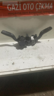 AUDİ A6 SİNYAL KOLU