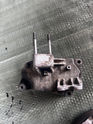 2014 linea 1.3 euro 5 motor takozu