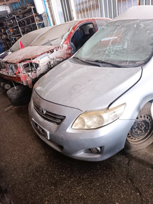 Toyota Corolla ön kaput 2008
