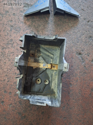 FORD FİESTA 2 AKÜ SEHPASI ÇIKMA ORJİNAL YEDEK PARÇA