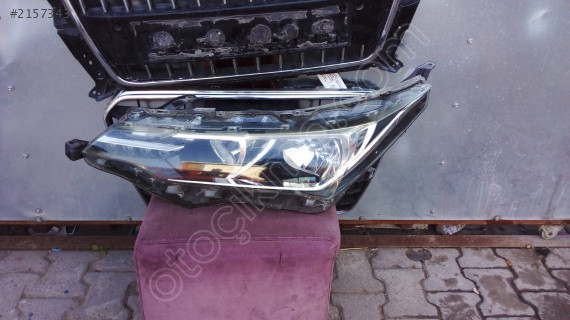 toyota coralla sol ön far